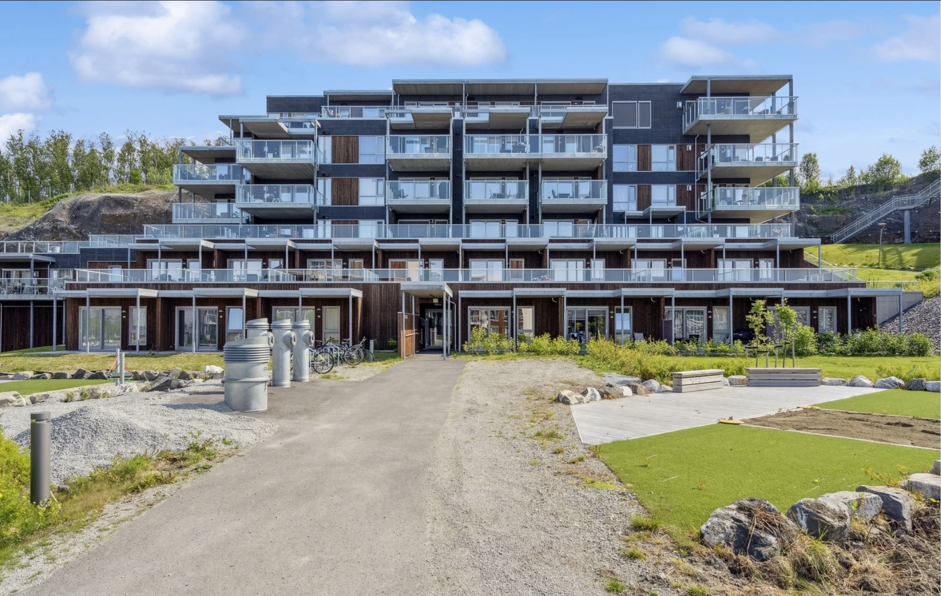 Området utenfor- beskrives som rolig av tidligere leietakere.